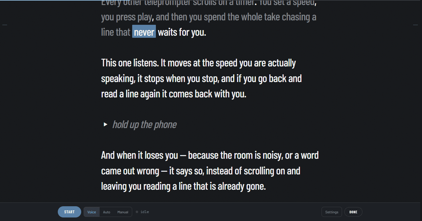 The Followscript browser prompter mid-read: the current word highlighted on the reading line, the words already spoken dimmed above it, and the voice, auto and manual controls along the bottom